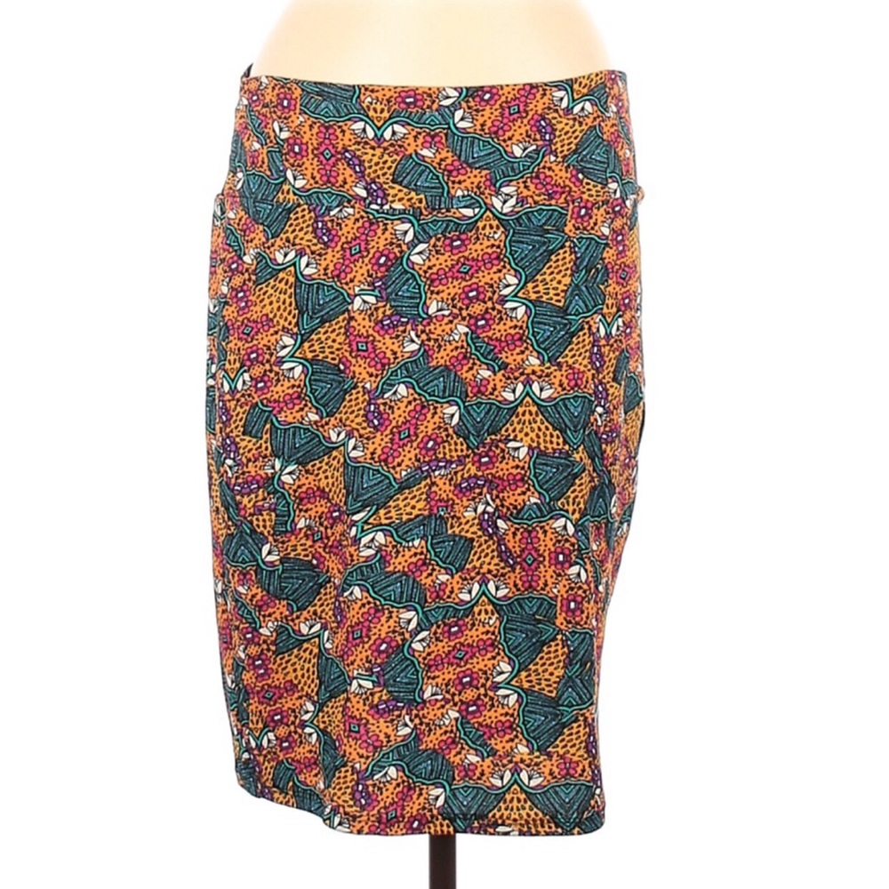 Lularoe Stretch Pull On Unlined Knee length Cassie Skirt - Picture 2 of 10